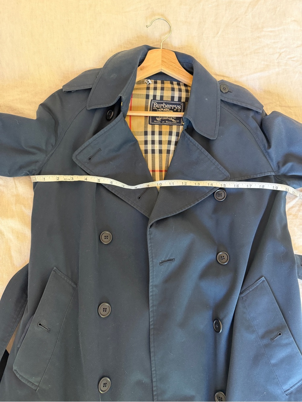 Vintage Burberry Navy Double-Breasted Trench Coat with Signature Check Lining - Picture 12 of 16